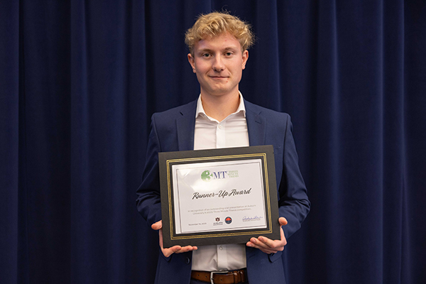 Runner-up, Seth Vogt